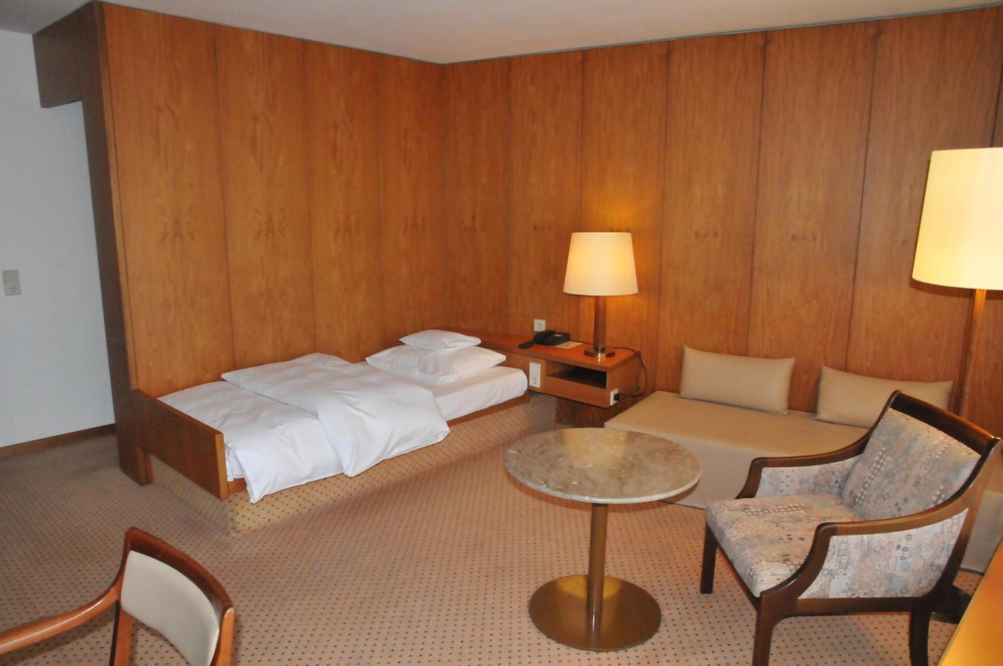 Gaestehaus Sophienstrasse Stuttgart Ngoại thất bức ảnh