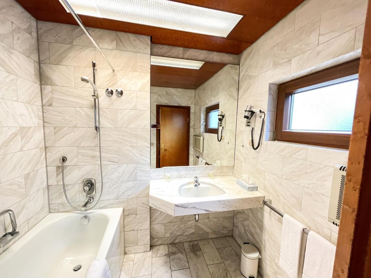 Gaestehaus Sophienstrasse Stuttgart Ngoại thất bức ảnh