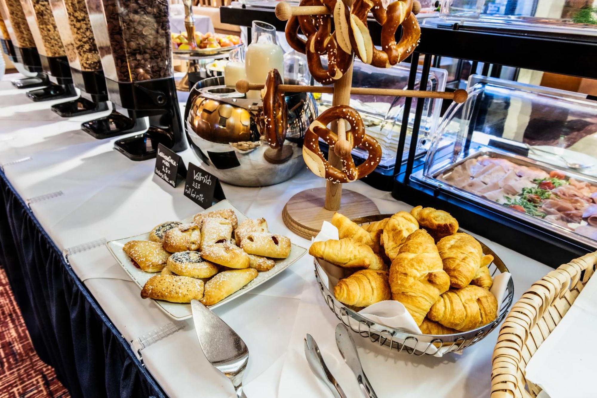 Gaestehaus Sophienstrasse Stuttgart Ngoại thất bức ảnh